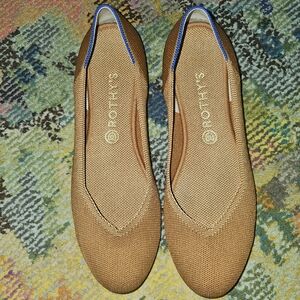 Gently used 11.5 rothys flats in brown/camel
